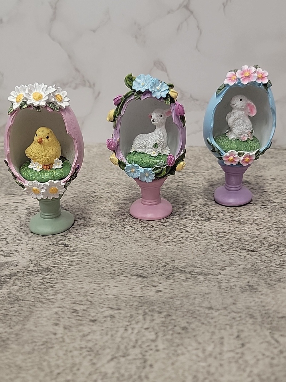 Baby Lamb Easter Egg diorama - Picture 2 of 2